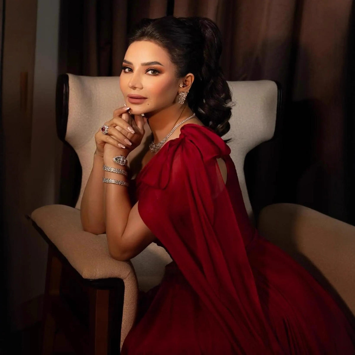 Elegant Red One-Shoulder Long Dress