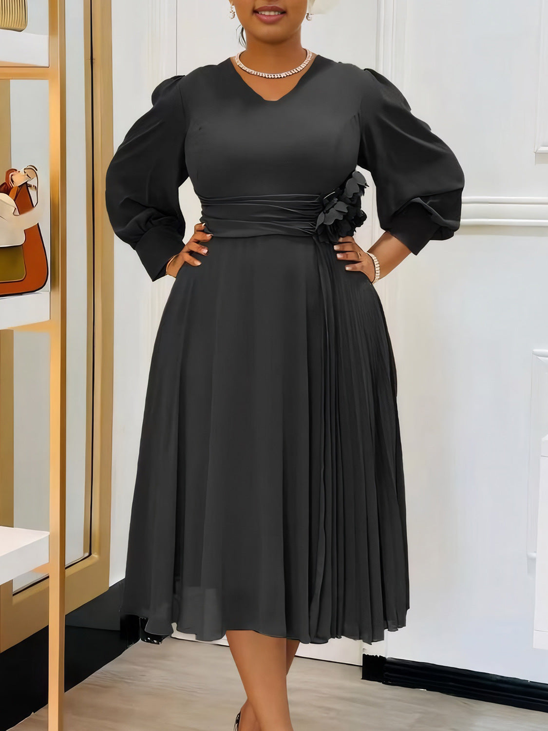 Elegant A-Line Midi Dress with Lantern Sleeves