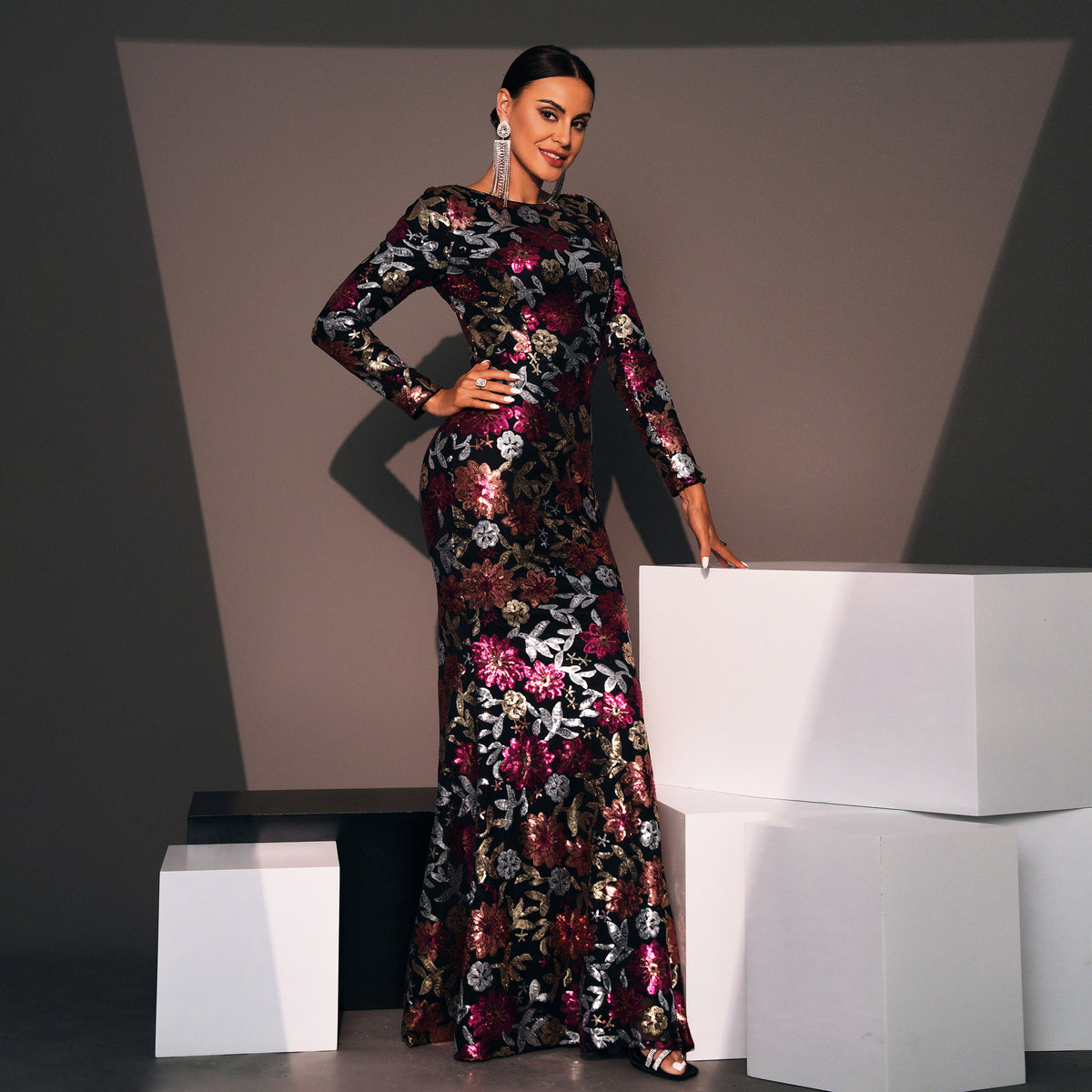 Elegant Sequin Long Sleeve Evening Dress